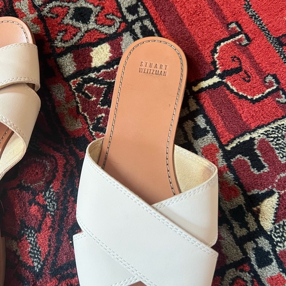 Excellent condition Stuart Weitzman crisscross white slides - Picture 2 of 3